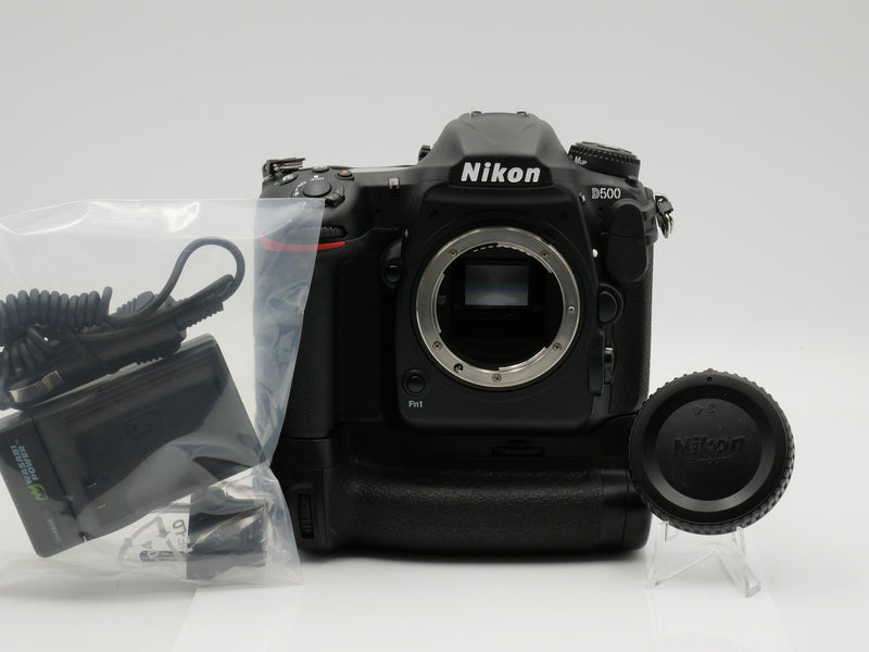 Used Nikon D500 DX Body w battery grip (3064929+3035300WW)