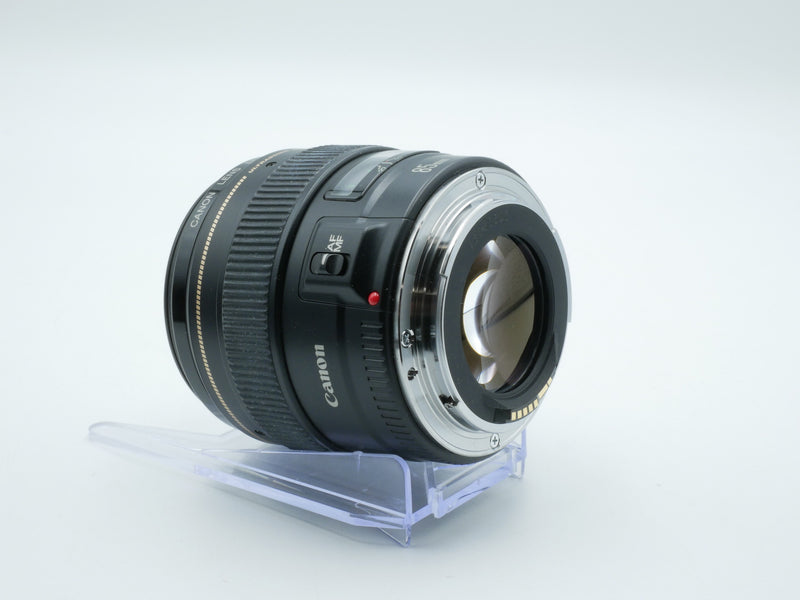 Used Canon EF 85mm f/1.8 USM Lens (18880523WW)