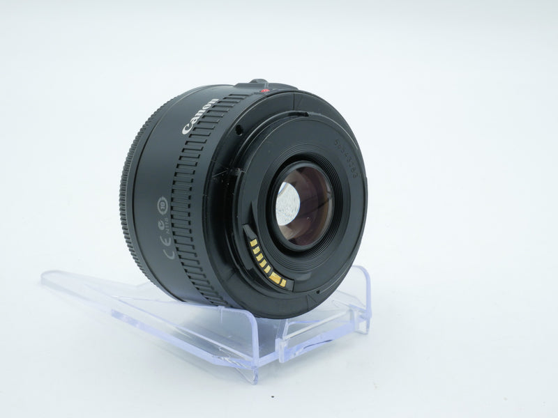 Used Canon EF 50mm f/1.8 II Lens (