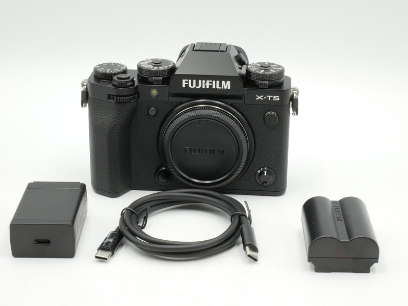 Used FUJIFILM X-T5 Mirrorless Camera Body Black (