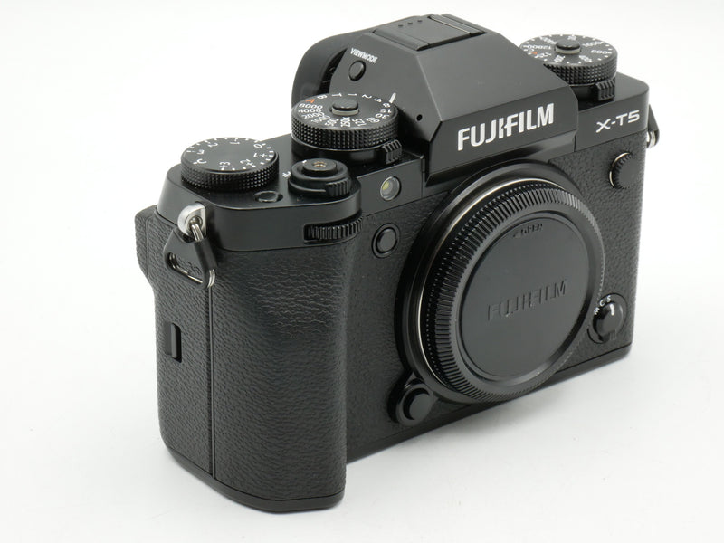 Used FUJIFILM X-T5 Mirrorless Camera Body Black (