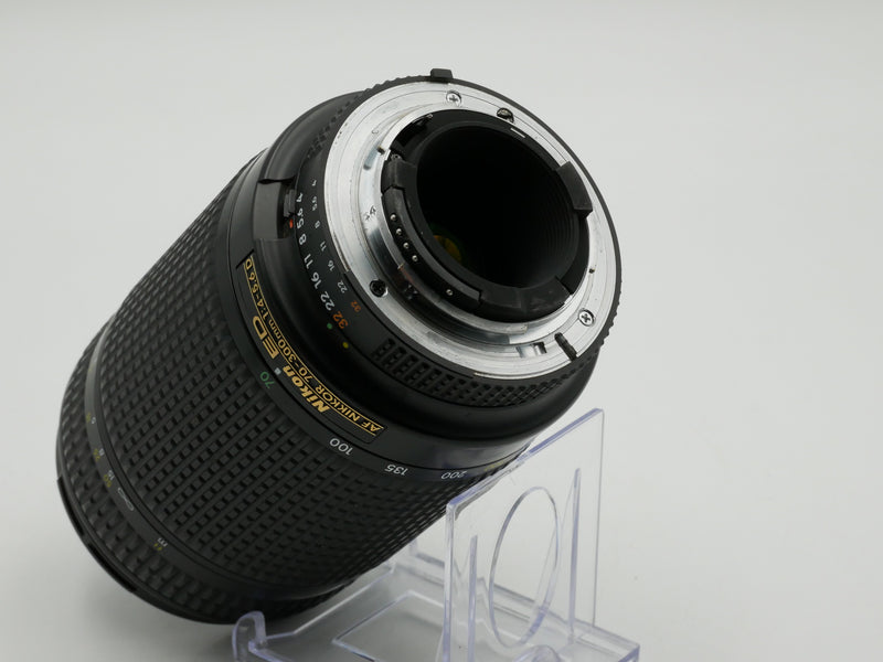 Used Nikon 70-300mm f/4-5.6 D ED Lens (