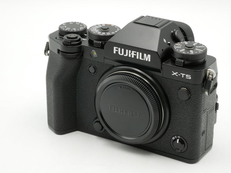 Used FUJIFILM X-T5 Mirrorless Camera Body Black (