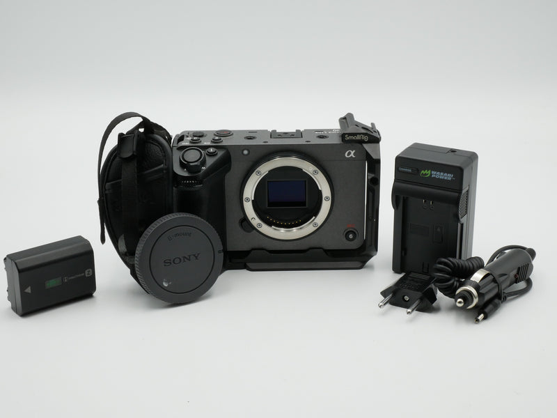 USED Sony FX30 with Grip (1009877WW)