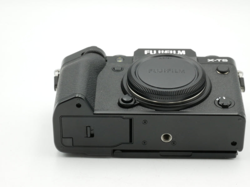 Used FUJIFILM X-T5 Mirrorless Camera Body Black (