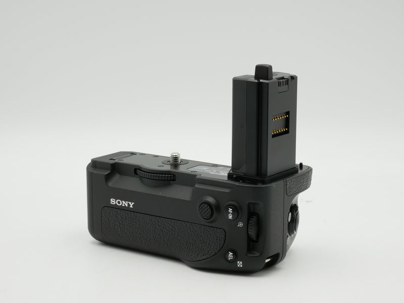 USED Sony A Vertical Grip VG-C1EM (