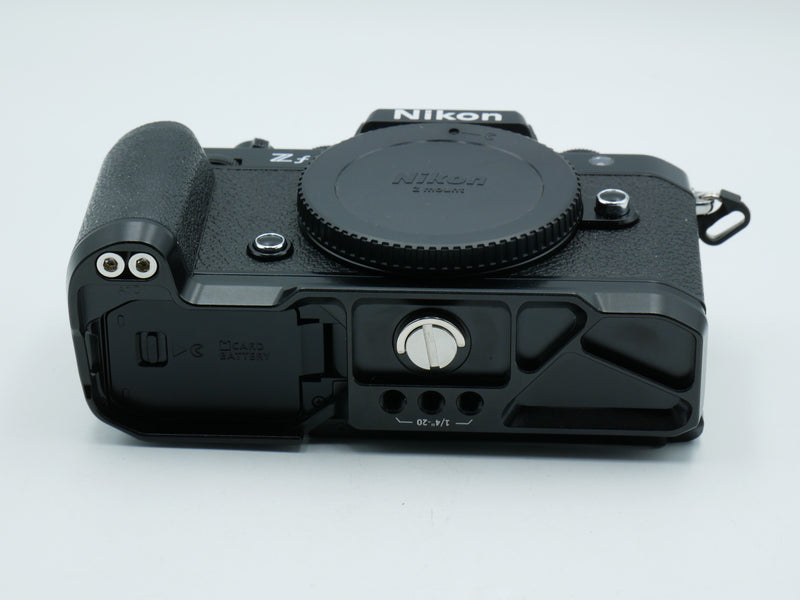 USED Nikon Zf Body only w/Smallrig Grip (3023625WW)