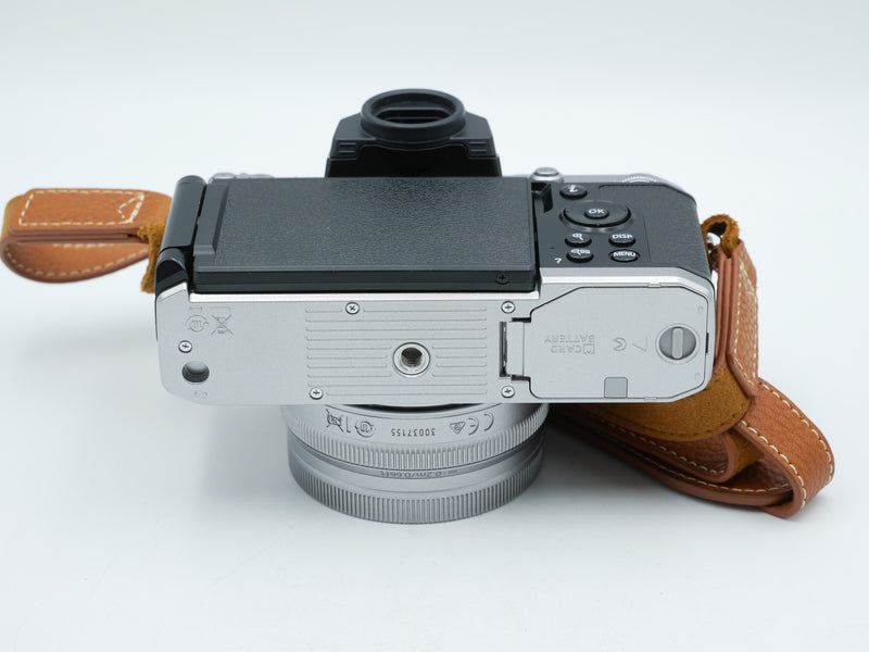 USED Nikon Zfc Mirrorless Camera w/ 16-50mm F3.5-5.6 + Case (3008449WW + 30037155WW)