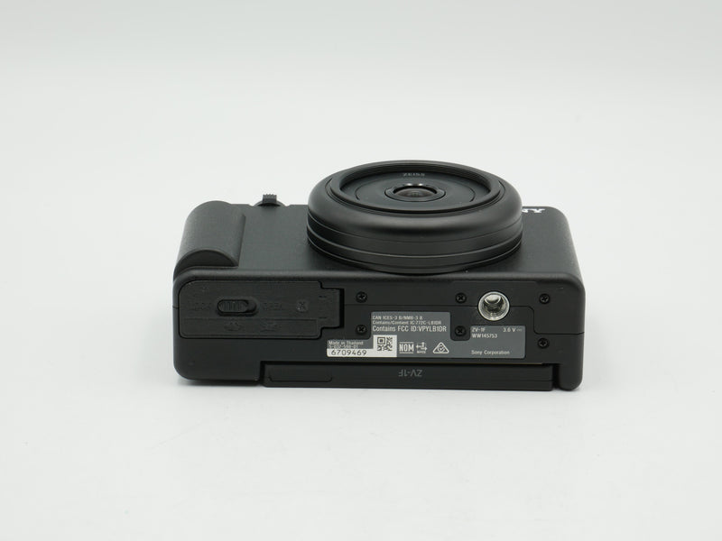 Used Sony ZV-1F Vlogging Camera with Accessories (6709469WW)