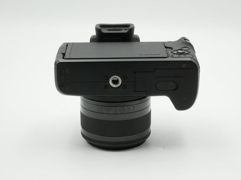 Used Canon M50 W/ 15-45mm (692045002918WW)