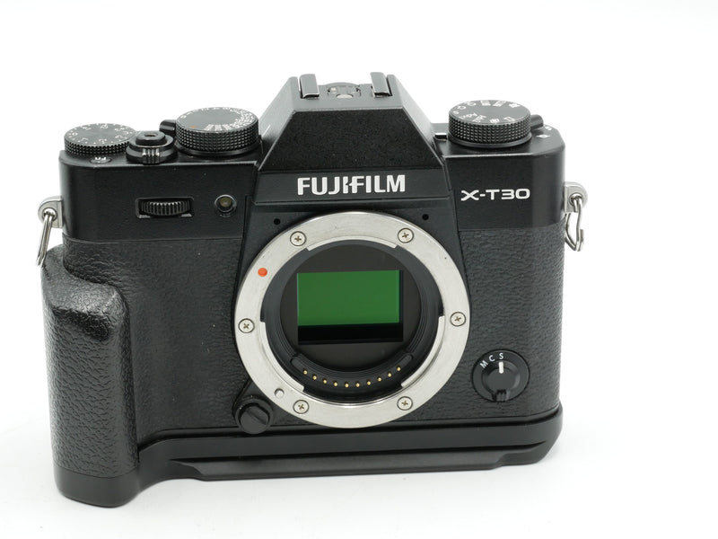 USED Fujifilm X-T30 w/ 18-55mm (9AA05503WW)