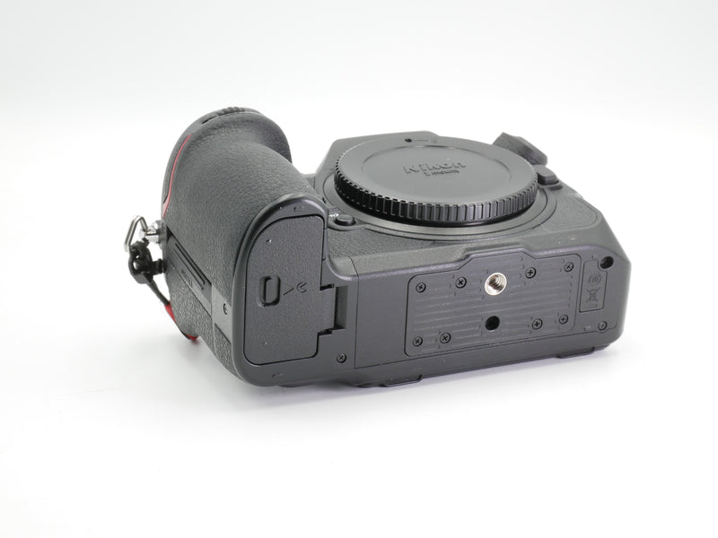 USED Nikon Z8 Body Only (3013797WW)