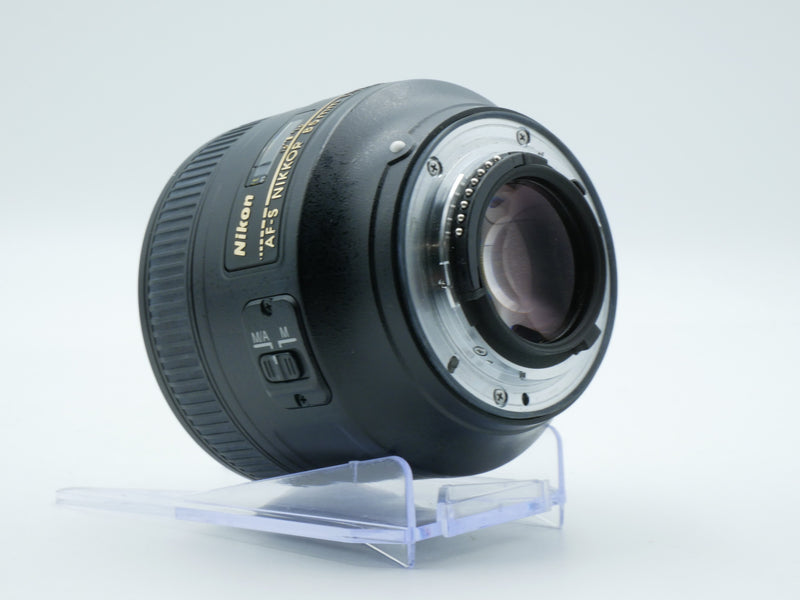 USED Nikon AF-S Nikkor 85mm f/1.8G (483325WW)