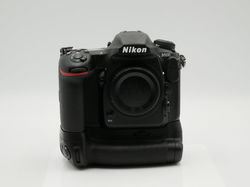 Used Nikon D500 DX Body w battery grip (3064929+3035300WW)