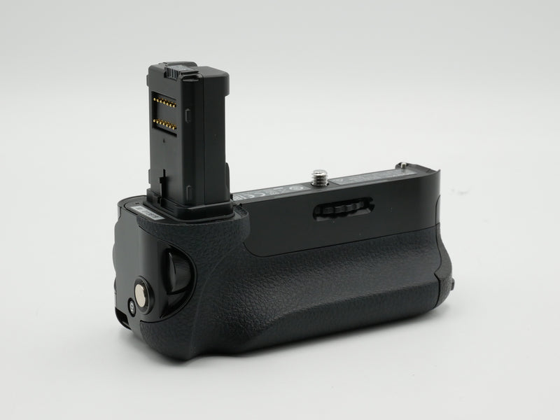 Used Sony VG-C4EM Battery Grip (3349382-IWW)