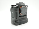 Used Sony A7RIV Body + Grip (3379287WW)