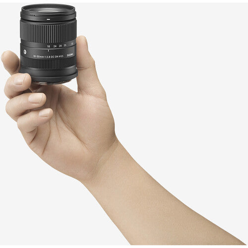 Sigma 18-50mm f/2.8 DC DN Contemporary Lens Sigma 18-50mm f/2.8 DC DN Contemporary Lens